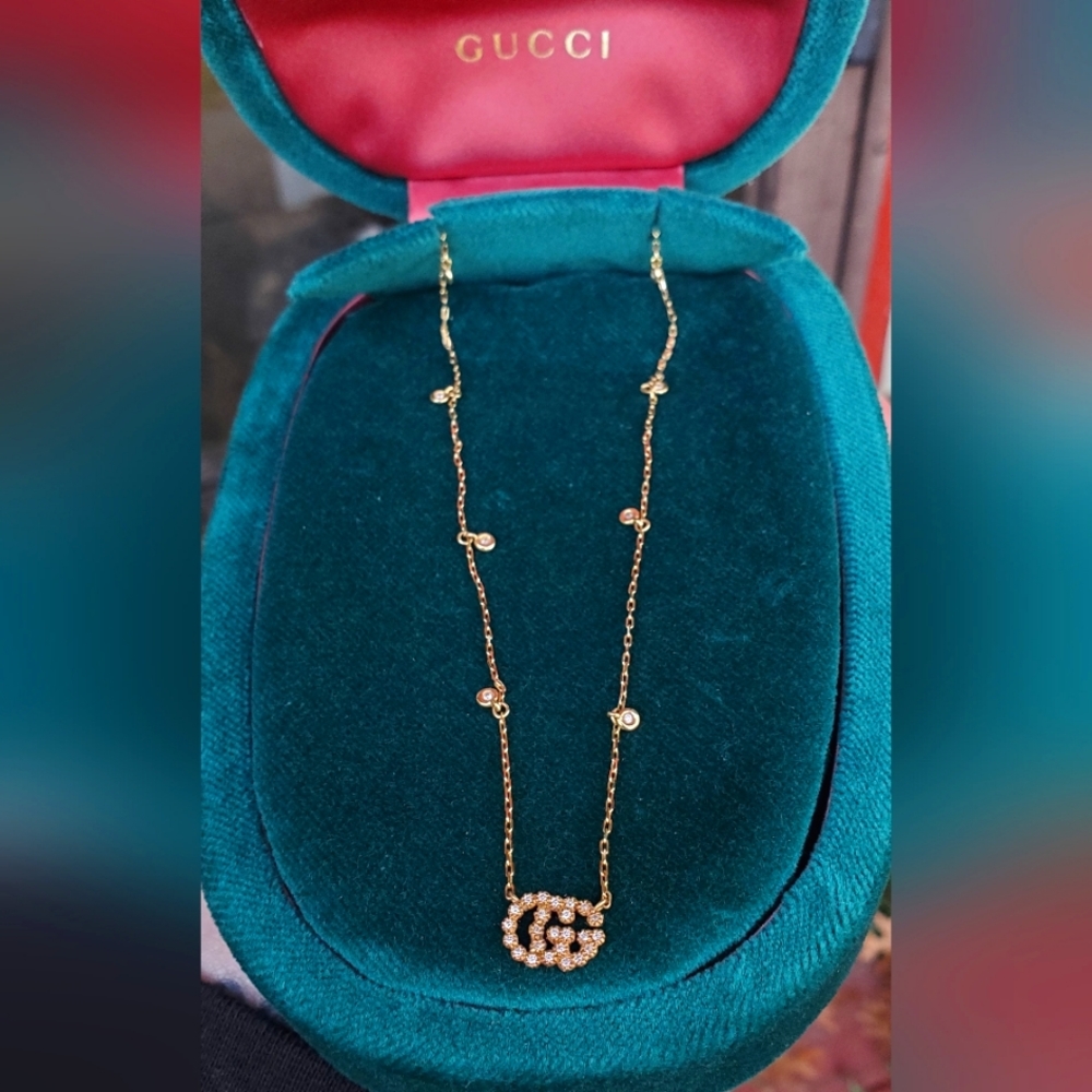 GG running 18k yellow gold necklace with diamonds